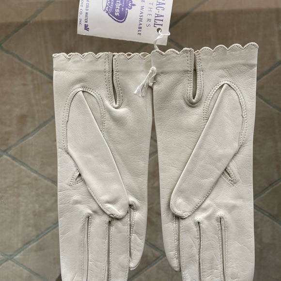 VTG Mirac-All Leather Gloves by Dutches, size 6 1/2, NWT - Picture 2 of 4